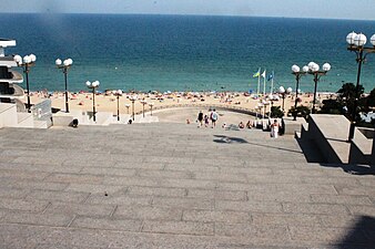 Чорноморськ. Вид на море з приморських сходів.jpg