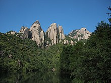 三岗鼎立 - Three Ridges Standing - 2011.07 - panoramio.jpg
