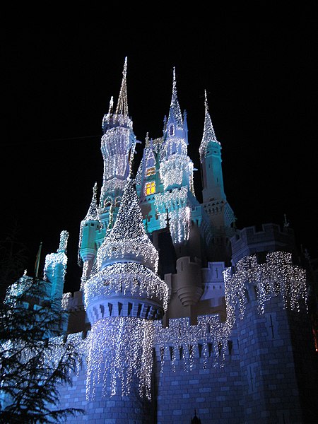 File:-CINDERELLA CASTLE-3 - panoramio.jpg