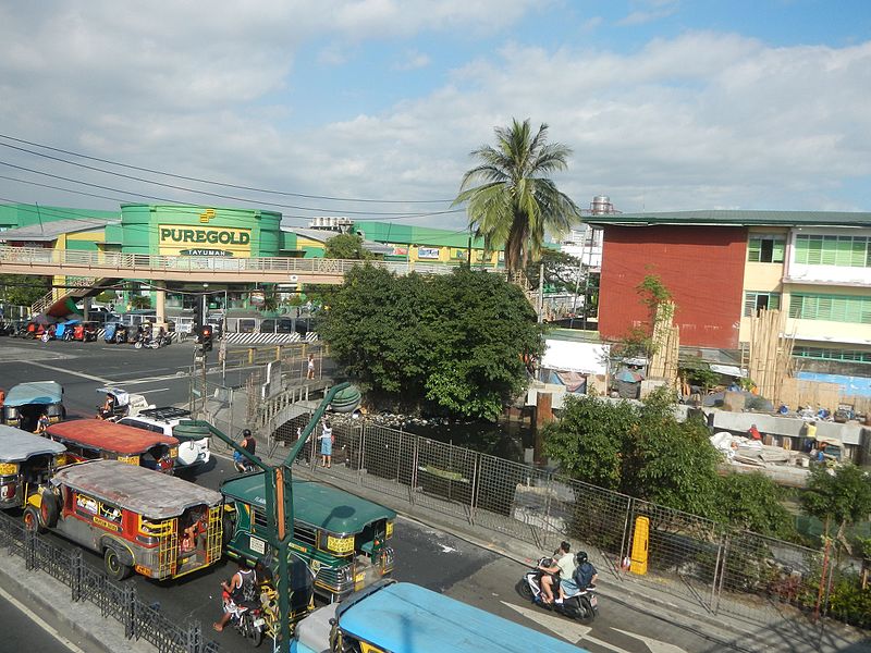 File:0161jfPedestrian footbridge Tayuman Juan Luna Bridge Estero de la Reina C-26 Capulong Pritil Tondo Manilafvf.jpg