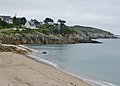 Les falaises en direction de l'est vues depuis la plage de Trégana.