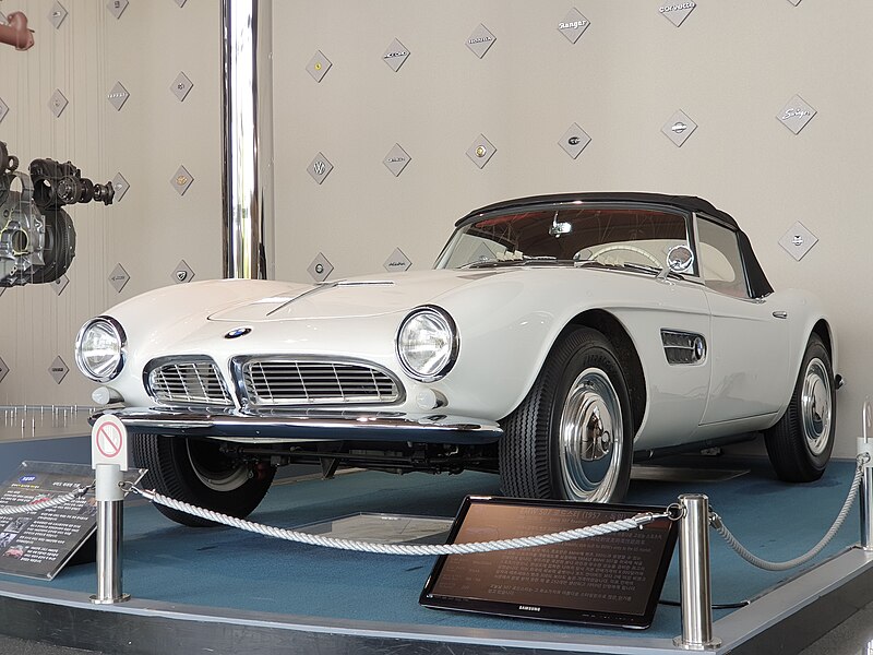 File:1957 BMW 507 Roadster White (2).jpg