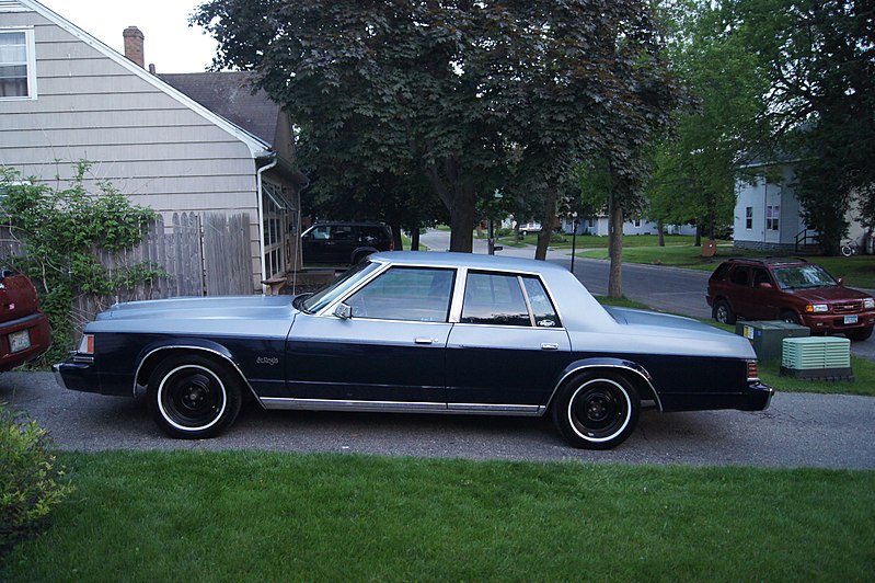 File:1980 Dodge St.Regis (18546332081).jpg