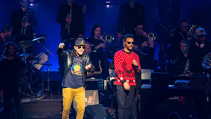 File:1LIVE Krone 2016 - 2015 - Show - Beginner feat. GZUZ, Samy Deluxe & WDR Big Band-6735.jpg