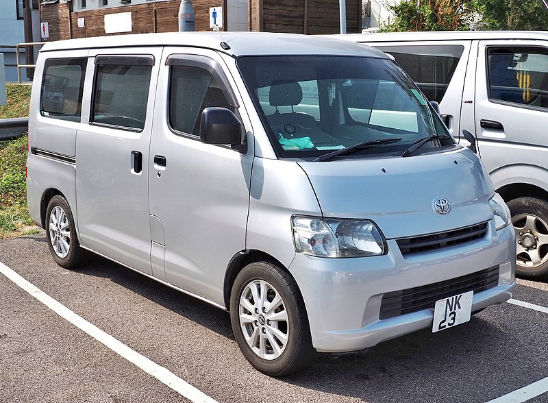 File:2007 Toyota TownAce.jpg