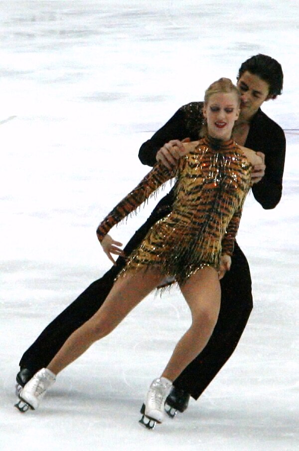 Weaver and Poje at the 2011 Rostelecom Cup