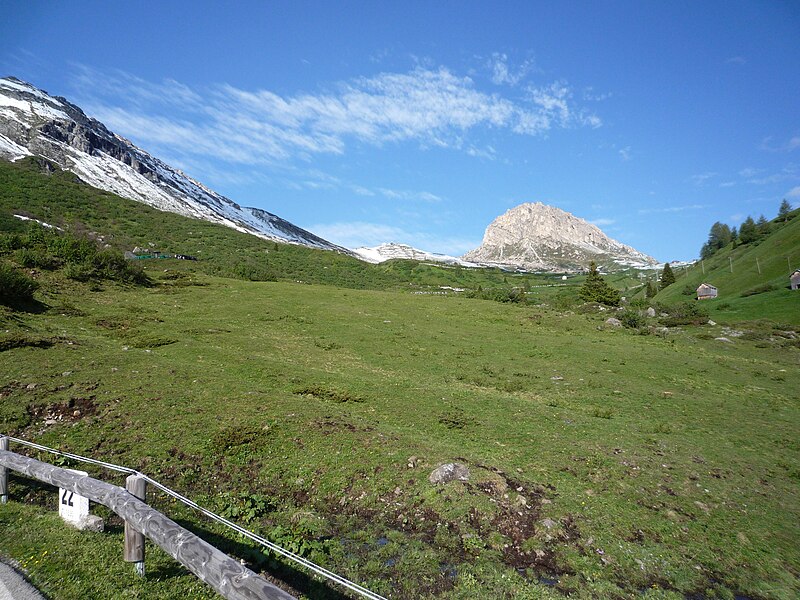 File:20130630 08 Passo Pordoi - Maratona dles Dolomites (9227408657).jpg