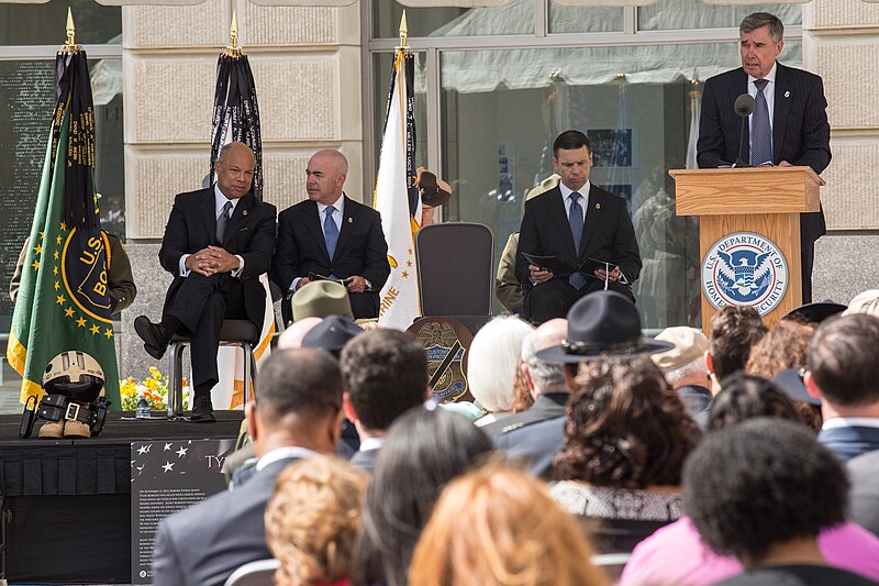 File:2015 CBP Valor Memorial and Wreath Laying Ceremony (13 May 15) JD (17245979593).jpg