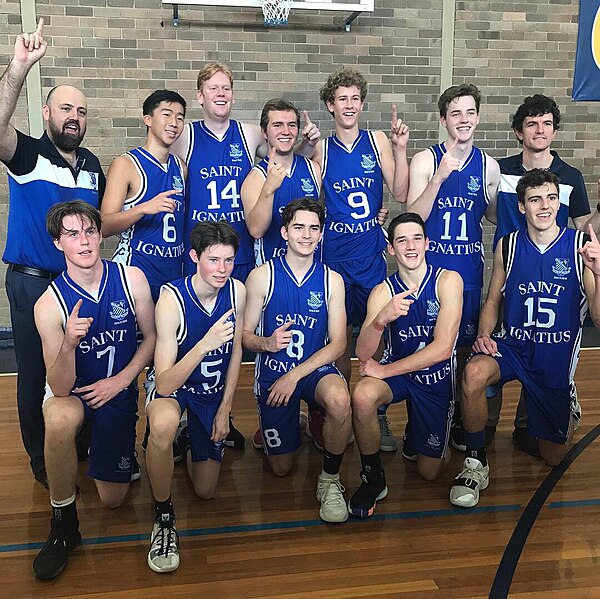 2019 Riverview 1st V Basketball Team