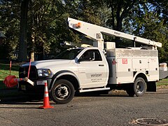 2023-10-11 17 03 37 Verizon bucket truck along Lochatong Road in the Mountainview section of Ewing Township, Mercer County, New Jersey.jpg