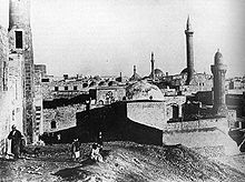 Alep aleppo citadel mosque 1900.jpg