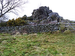 Drystone wall and rocky outcrop in Altar Stones Altar Stones 10.jpg