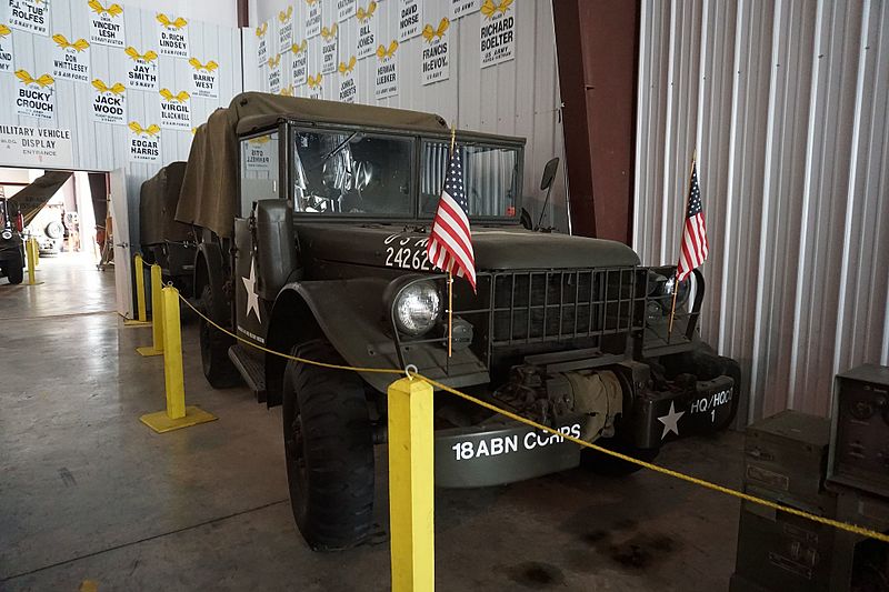 File:Arkansas Air & Military Museum May 2017 47 (Dodge 0.75-ton 4x4 cargo truck).jpg