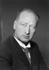 Arne Eggen, 1927