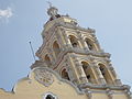 Detalle del campanario de la parroquia.