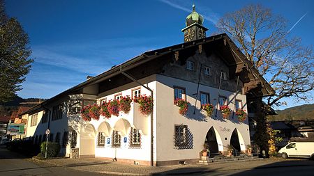 Bad Wiessee Rathaus 2.jpg