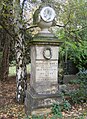 Бернхард Роде tomb.jpg