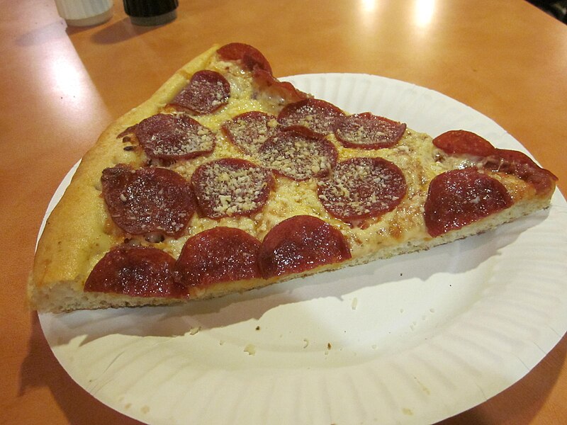 File:Blondie's pepperoni pizza slice 2.JPG
