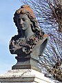 Bourg-du-Bost monument buste (1).jpg