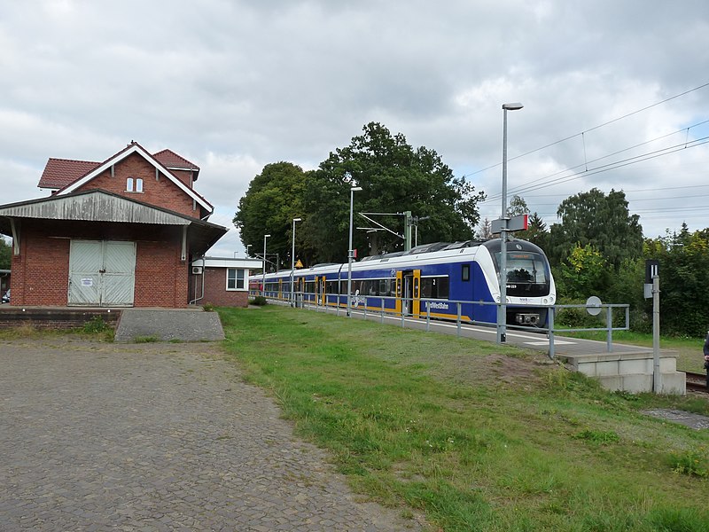 File:Bremen-Farge station 2021.jpg