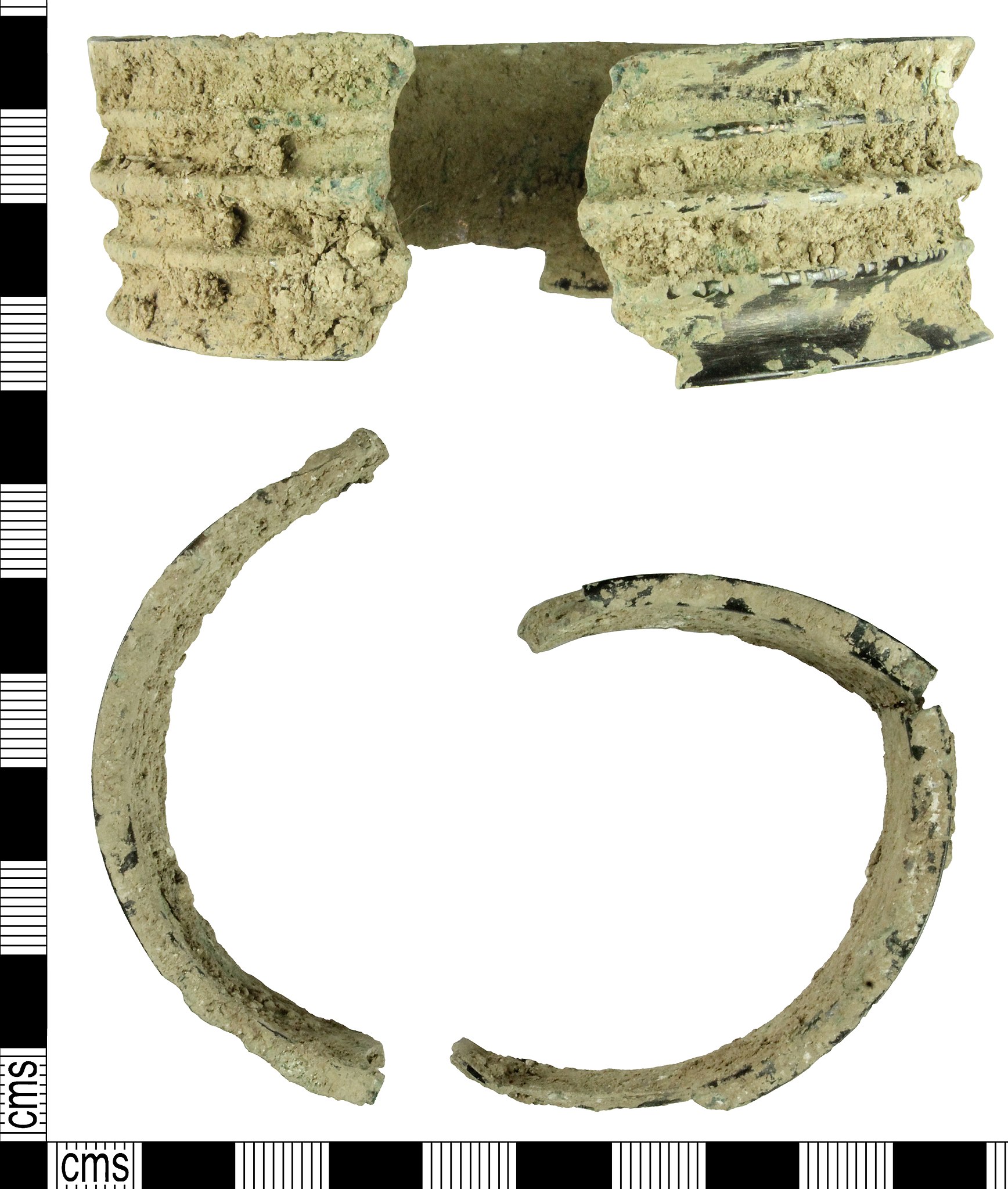 File:Dacian hook-and-eye bracelet.jpg - Wikimedia Commons