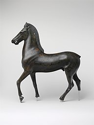 Bronze statuette of a horse MET DP120126.jpg