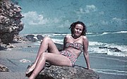 Vrouw op het strand van de Zwarte Zee (1941)