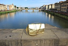 Handbag - Wikipedia