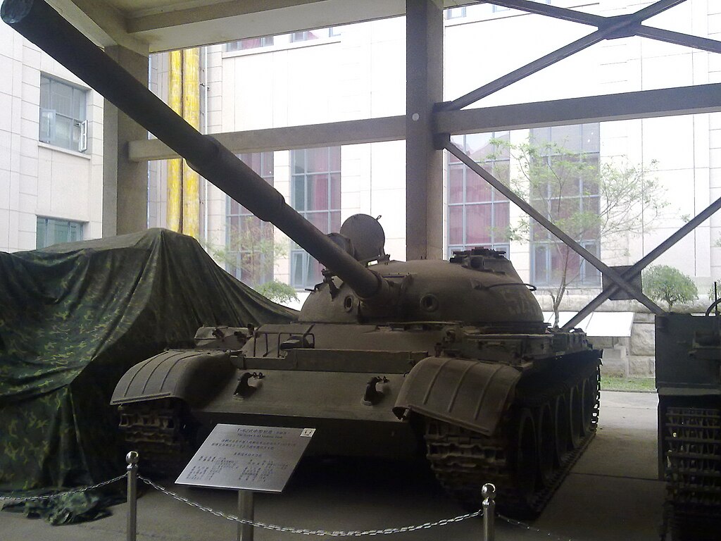  Captured T-62 tank 