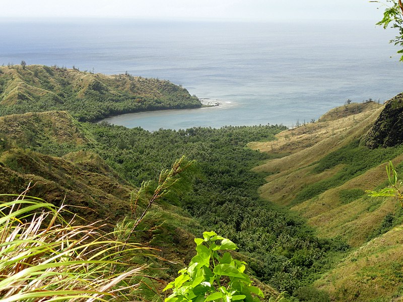 File:Cetti Bay, Guam - DSC00912.JPG