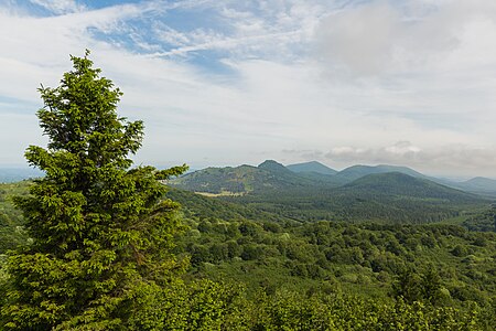 Southern slope of the chaîne des Puys from puy Pariou in Auvergne, France. From left to right, the Puy des Gouttes, the Puy Chopine, the Puy de Louchadière, the Puy de la Coquille and the Puy de Chaumont.