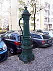 Charlottenburg Pestalozzistraße water pump-001.jpg