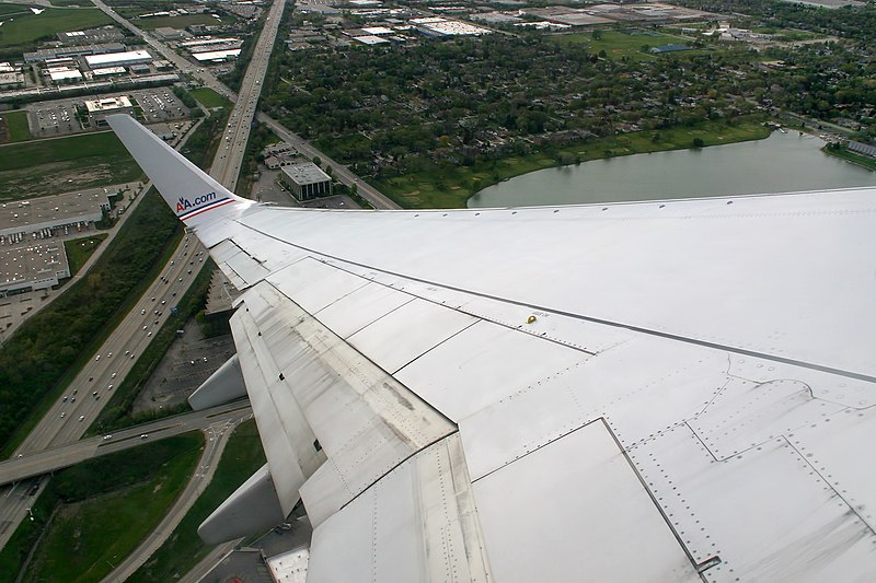 File:Chicago O Hare Airport, Take off from runway 22R, (8521170807).jpg