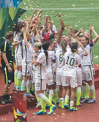 Seleção de Futebol Feminino dos Estados Unidos comemora título da Copa do Mundo FIFA de Futebol Feminino de 2015