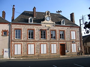Courtalain - Town Hall.JPG
