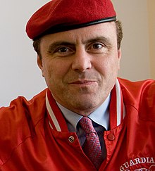 Curtis Sliwa mahmood (rajattu) .jpg