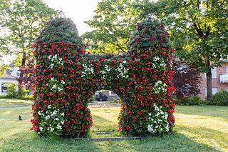 File Dulmen Ludinghauser Tor Als Blumenskulptur 2015 6556