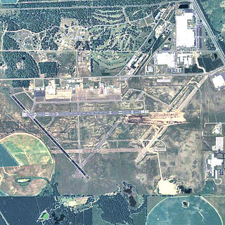 <span class="mw-page-title-main">Decatur County Industrial Air Park</span> Airport in near Bainbridge, Georgia