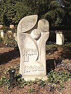 Memorial stone for about 900 anonymously buried at the Radeberg cemetery