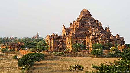 ไฟล์:Dhammayangyi_Temple_at_Bagan,Myanmar.jpg