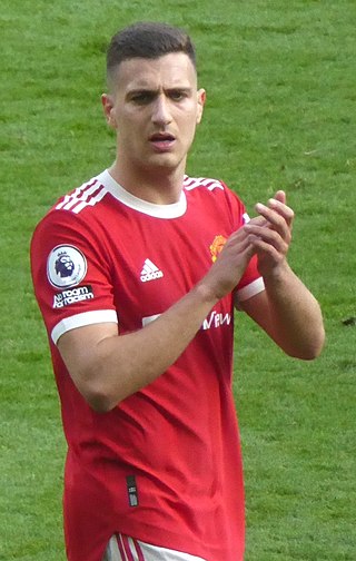 <span class="mw-page-title-main">Diogo Dalot</span> Portuguese footballer (born 1999)