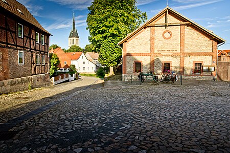 Ditfurt Heimatmuseum+Kirche