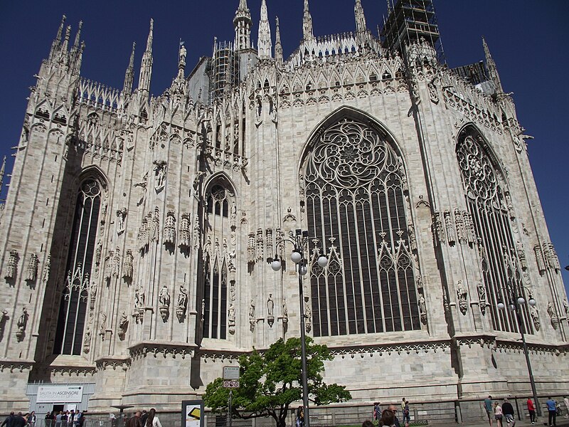 File:Duomo, Milano 01.jpg