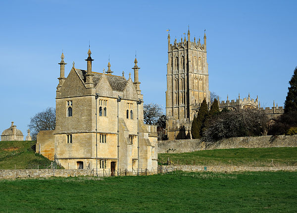 East Banqueting House and St James, Chipping Campden