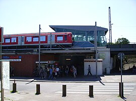 Elbgaustraße train station