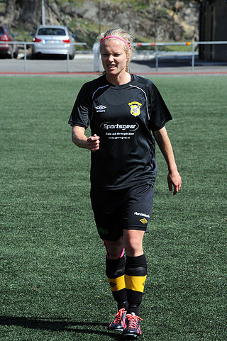 <span class="mw-page-title-main">Elin Ekblom Bak</span> Swedish football midfielder