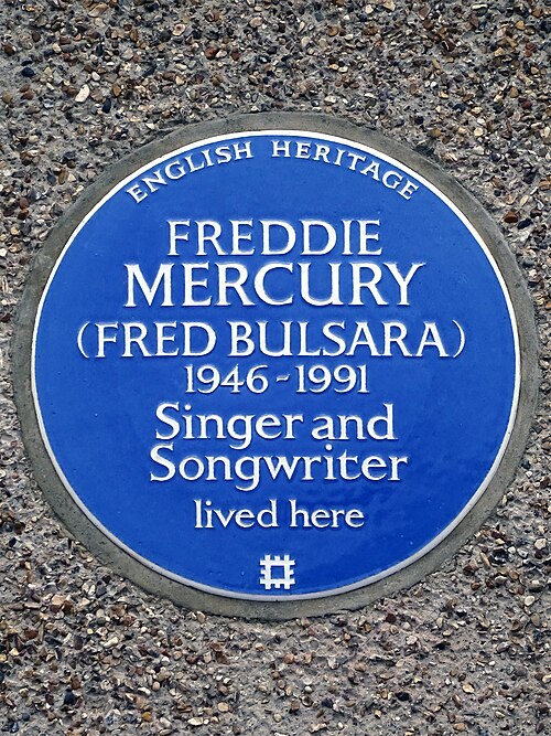 English Heritage blue plaque at 22 Gladstone Avenue, Feltham, London