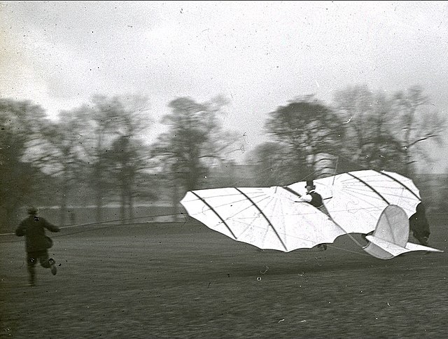 George Francis Fitzgerald flying in College Park in 1895.