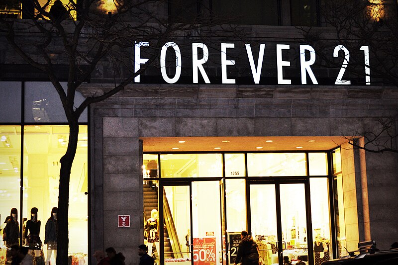 File:Forever 21 store in Montreal.jpg