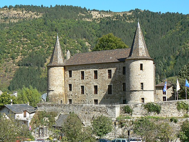 File:France_Lozère_Florac_Château_7.jpg